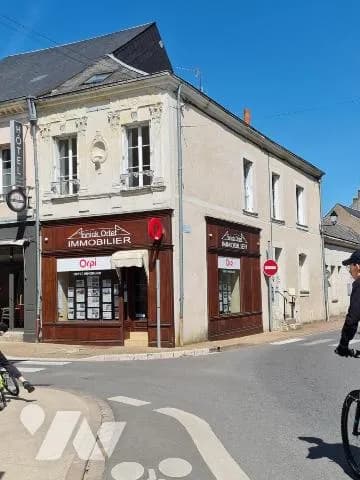 Immeuble 121 m² - Photo 1