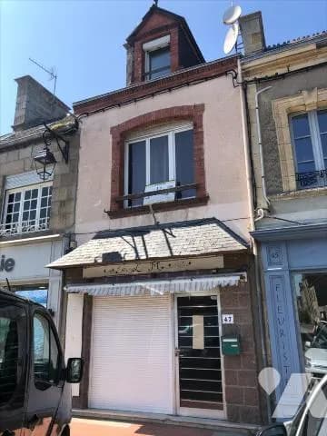 Immeuble 133 m² - Photo 1