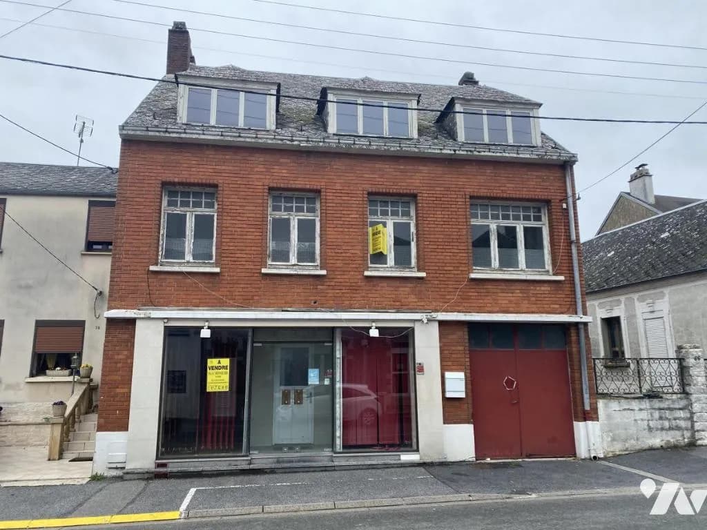 Immeuble 139 m² - Photo 1