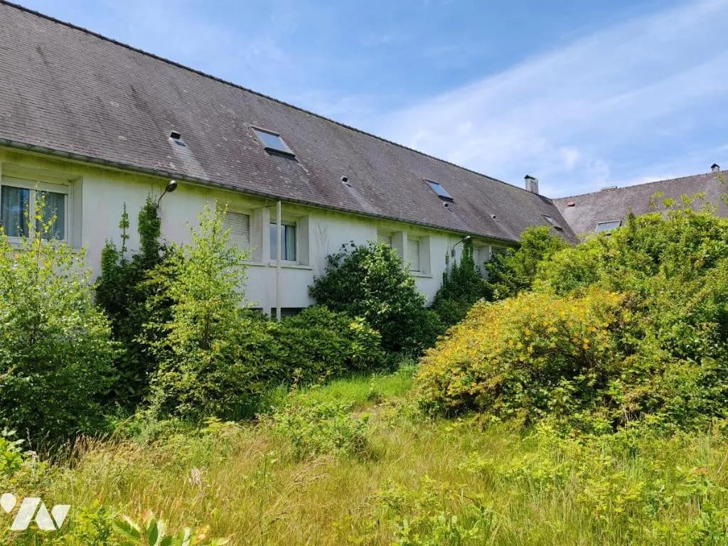 Immeuble 250 m² - Photo 1
