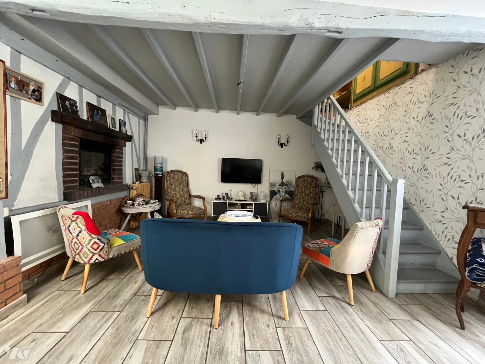 Immeuble 5 pièces 200 m² - Photo 1