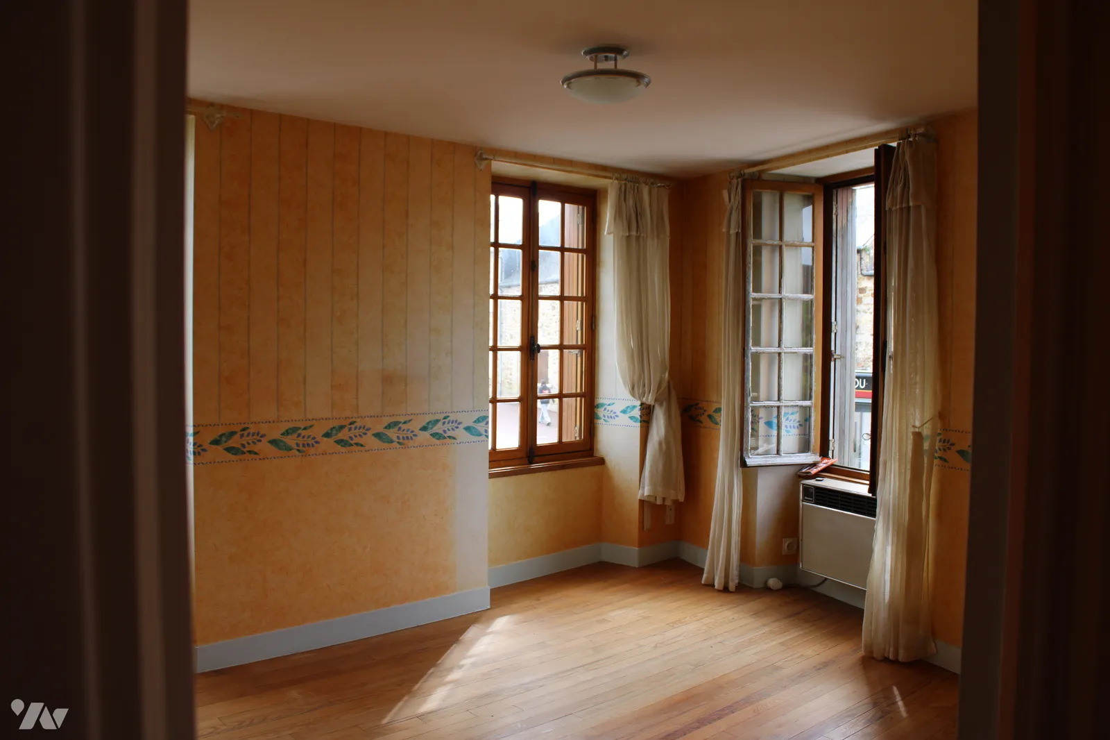 Immeuble 78 m² - Photo 1