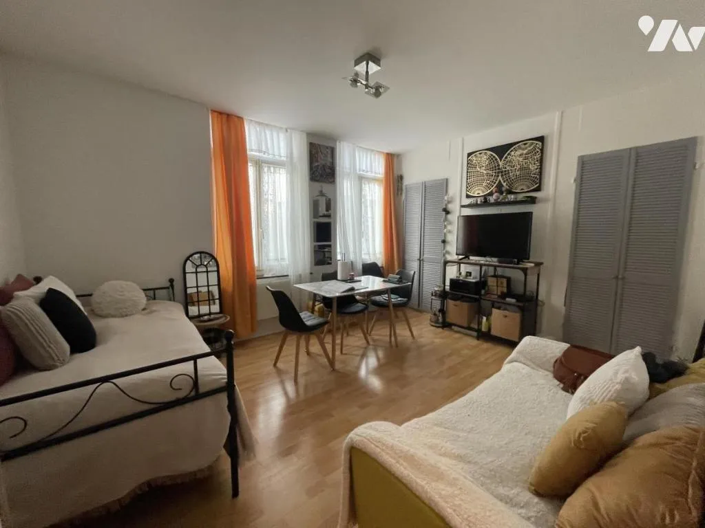 Immeuble 112 m² - Photo 1