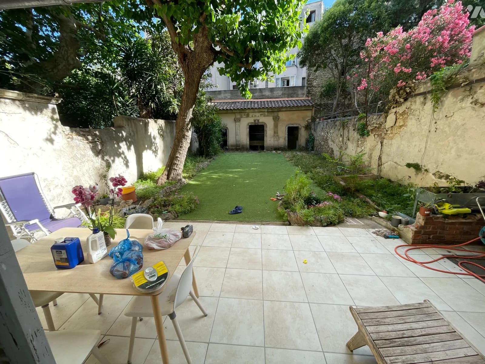 Immeuble de rapport 350 m² - Photo 1