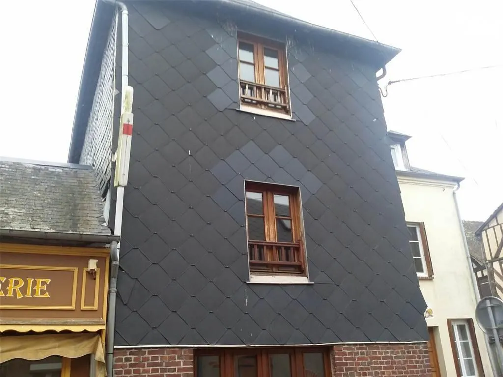 Immeuble 109 m² - Photo 1