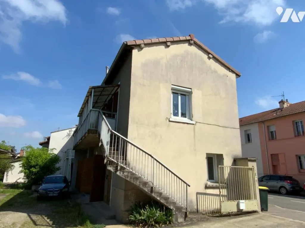 Immeuble 180 m² - Photo 1