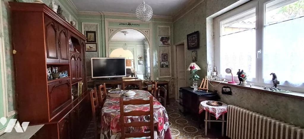 Immeuble 215 m² - Photo 1