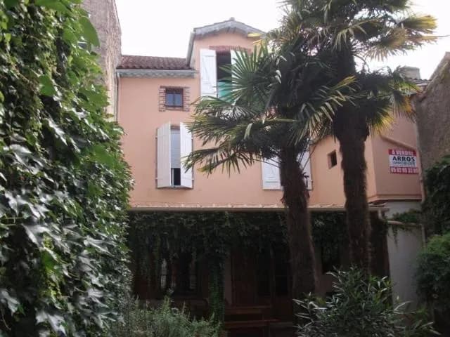 Immeuble 58 m² - Photo 1