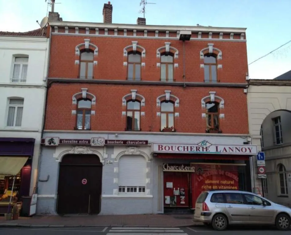 Immeuble - Photo 1