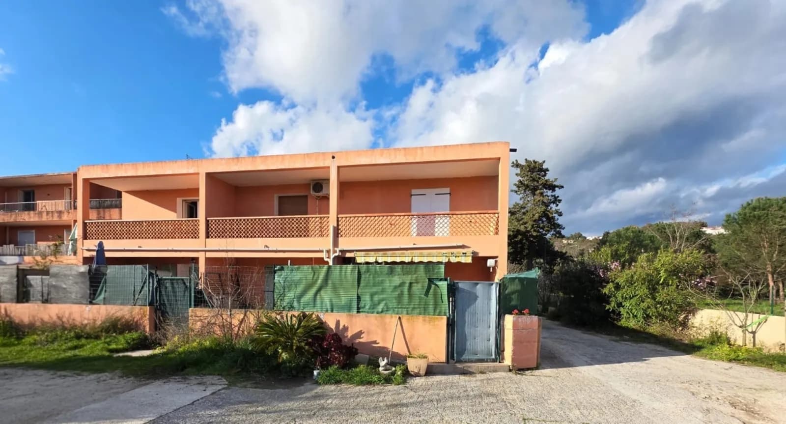 Immeuble de rapport 587 m² - Photo 1