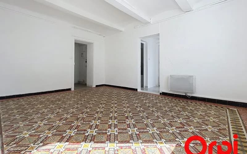 Immeuble de rapport 13 pièces 192 m² - Photo 1