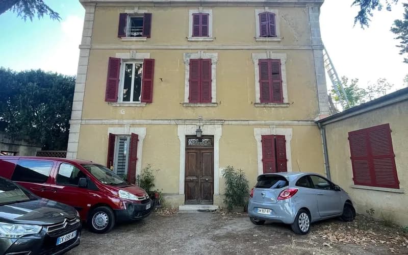Immeuble de rapport 14 pièces 300 m² - Photo 1