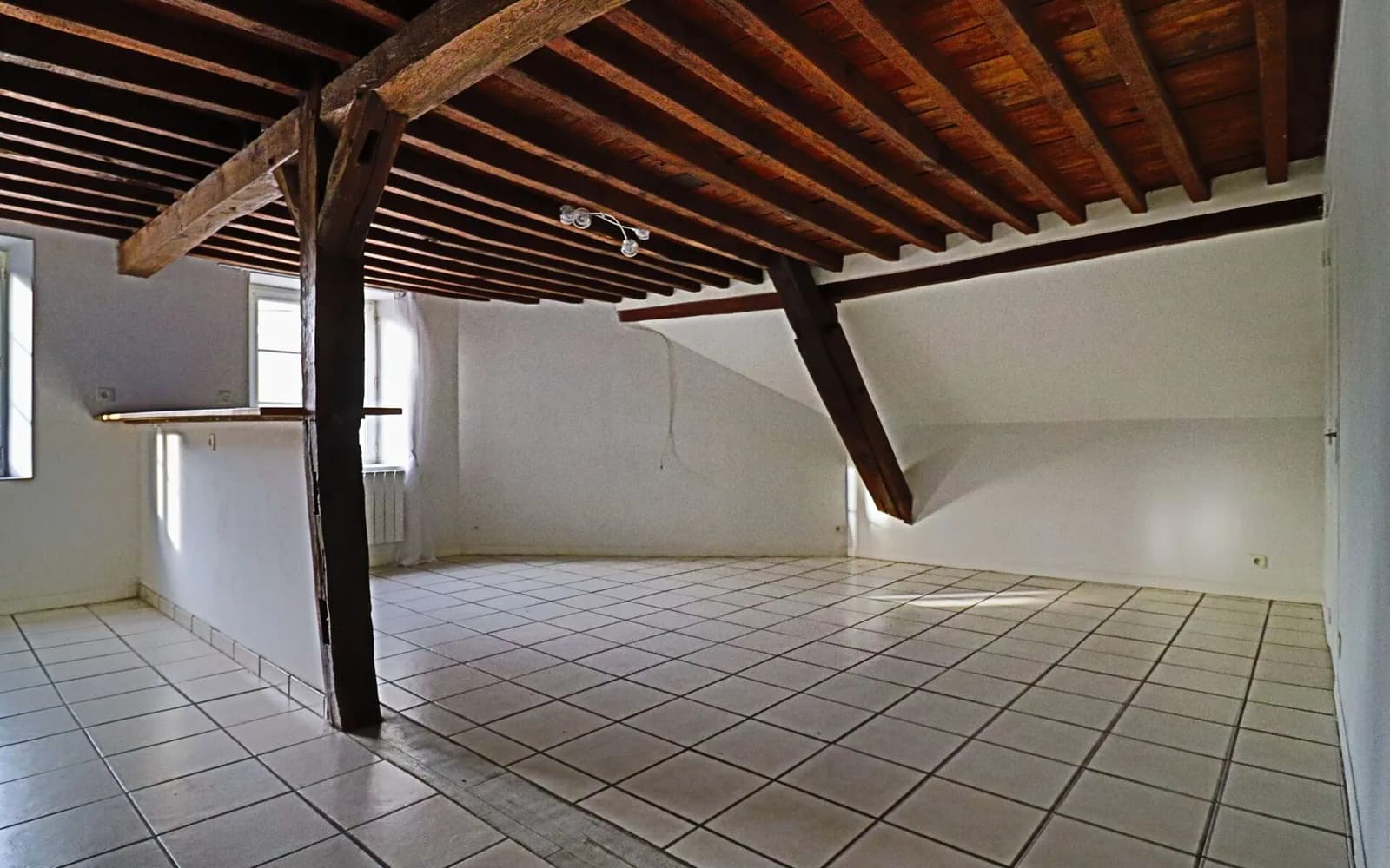 Immeuble de rapport 4 pièces 95 m² - Photo 1