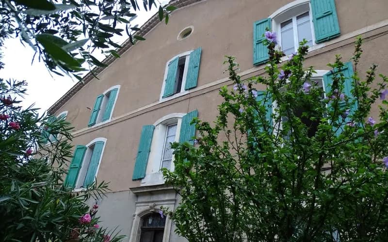 Immeuble de rapport 12 pièces 299 m² - Photo 1