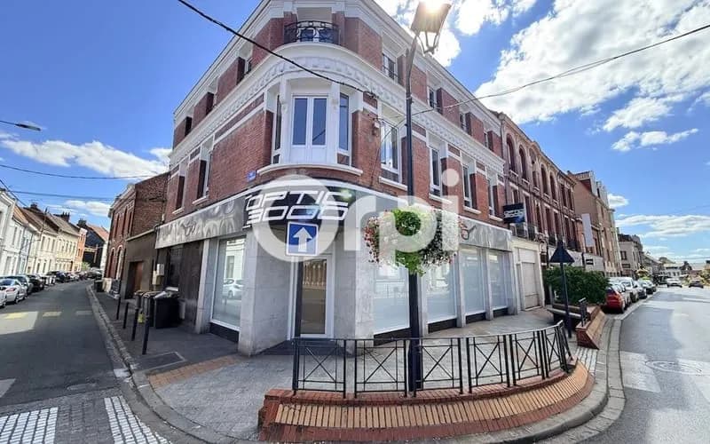 Immeuble de rapport 7 pièces 282 m² - Photo 1