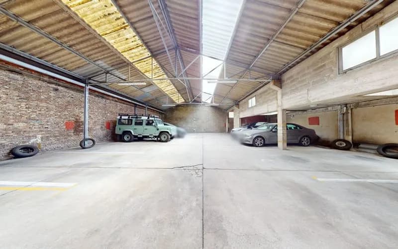 Immeuble de rapport 1 pièce 300 m² - Photo 1