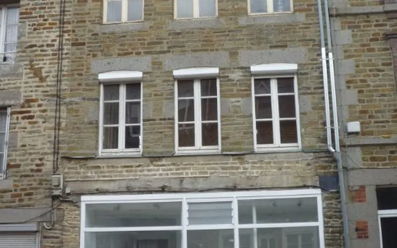 Immeuble 3 pièces 80 m² - Photo 1