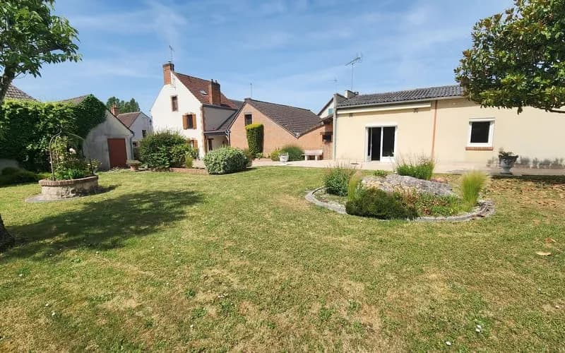 Immeuble 12 pièces 262 m² - Photo 1