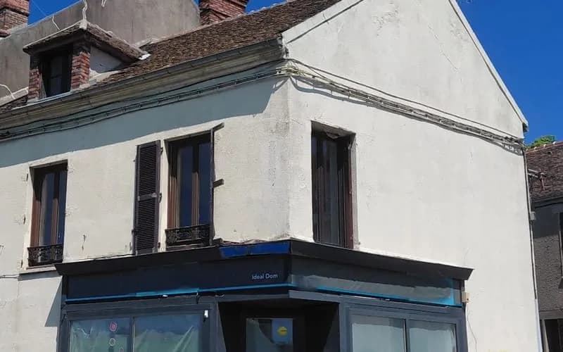 Immeuble 4 pièces 137 m² - Photo 1