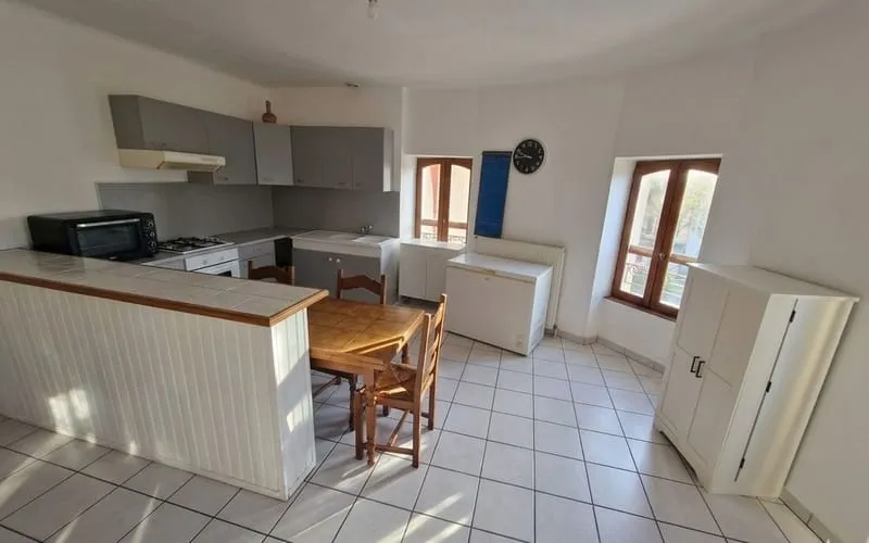 Immeuble de rapport 8 pièces 220 m² - Photo 1