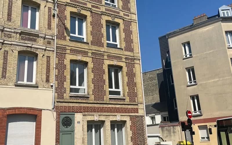 Immeuble de rapport 9 pièces 157 m² - Photo 1