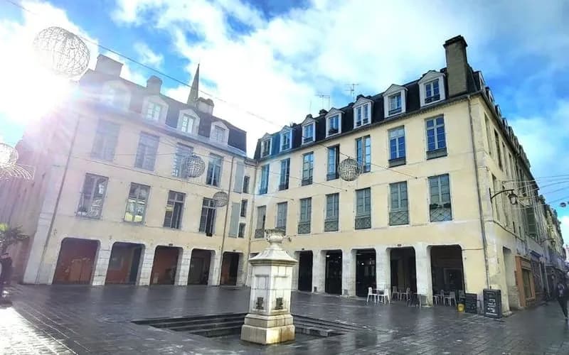 Immeuble de rapport 12 pièces 410 m² - Photo 1