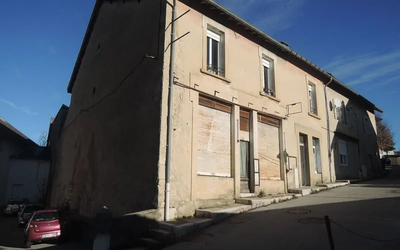 Immeuble 17 pièces 450 m² - Photo 1
