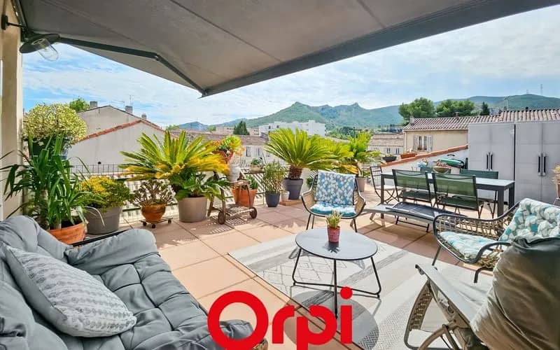 Immeuble de rapport 11 pièces 523 m² - Photo 1