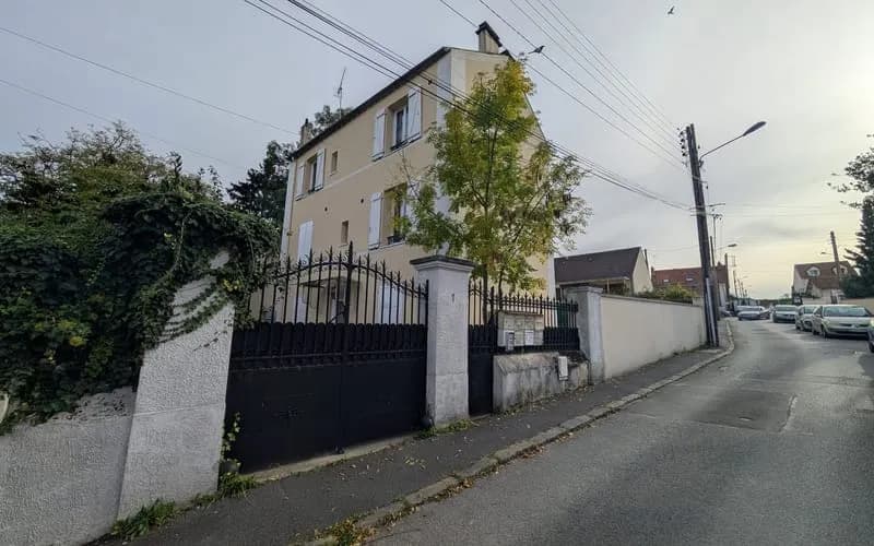 Immeuble 10 pièces 162 m² - Photo 1
