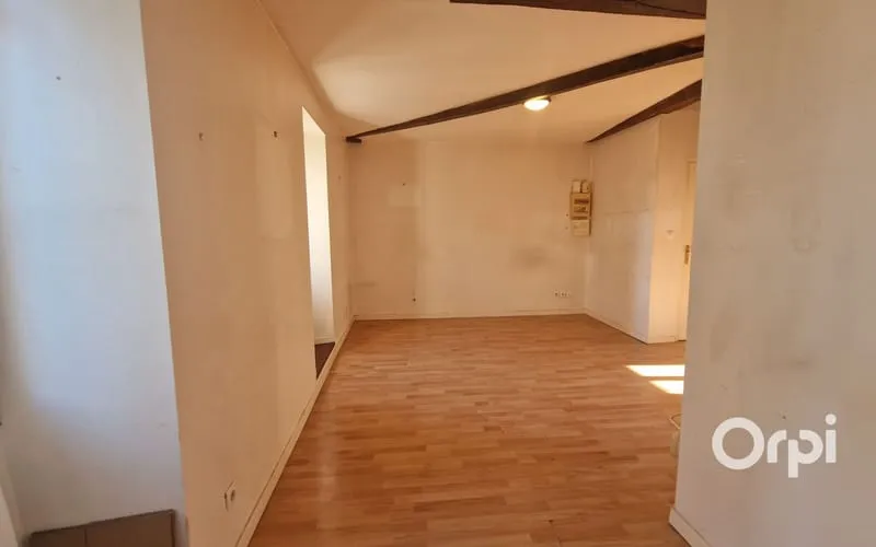 Immeuble 2 pièces 105 m² - Photo 1