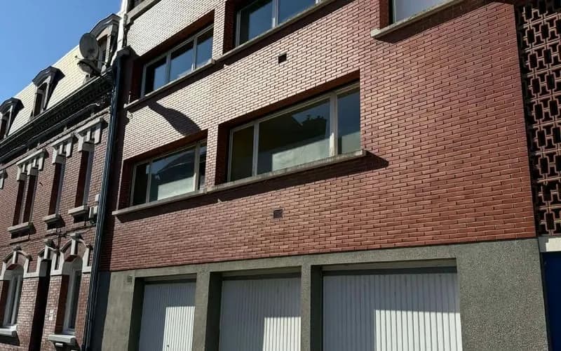 Immeuble de rapport 2 pièces 190 m² - Photo 1