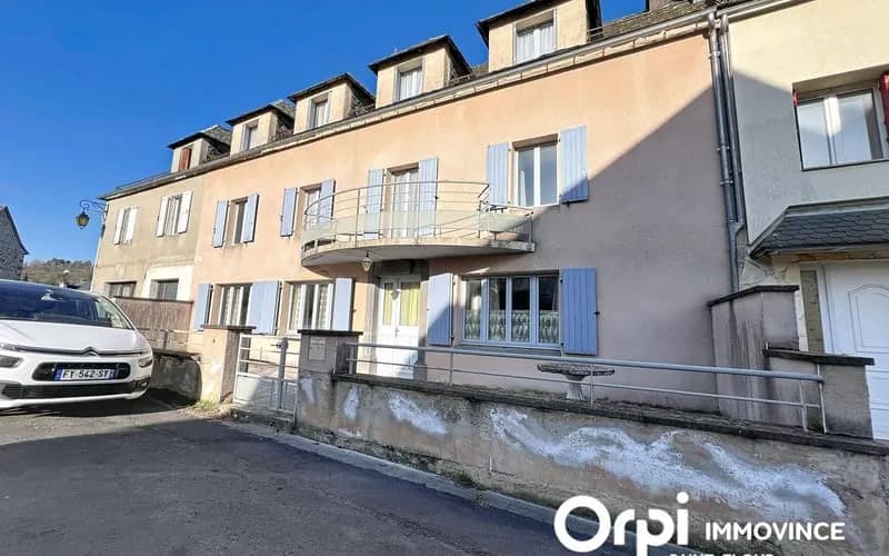 Immeuble de rapport 7 pièces 198 m² - Photo 1
