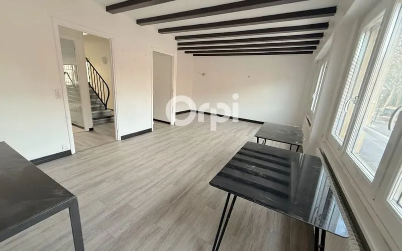 Immeuble de rapport 6 pièces 184 m² - Photo 1