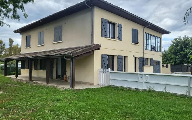 Immeuble de rapport 10 pièces 286 m² - Photo 1
