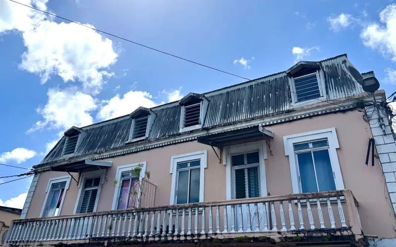 Immeuble de rapport 10 pièces 300 m² - Photo 1