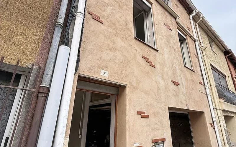 Immeuble de rapport 5 pièces 110 m² - Photo 1