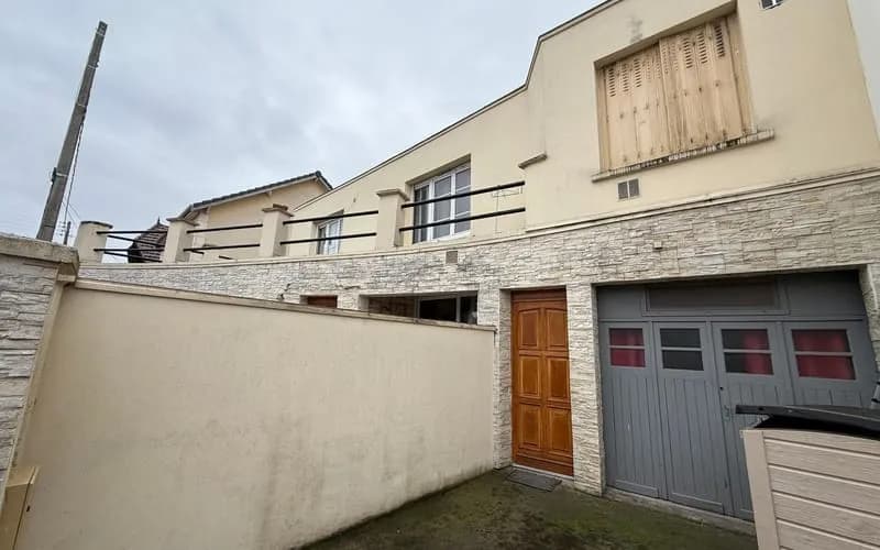 Immeuble de rapport 6 pièces 122 m² - Photo 1