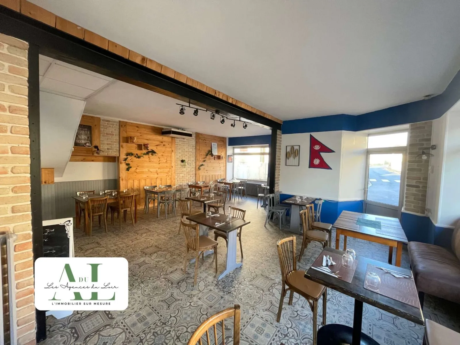 Immeuble 153 m² - Photo 1