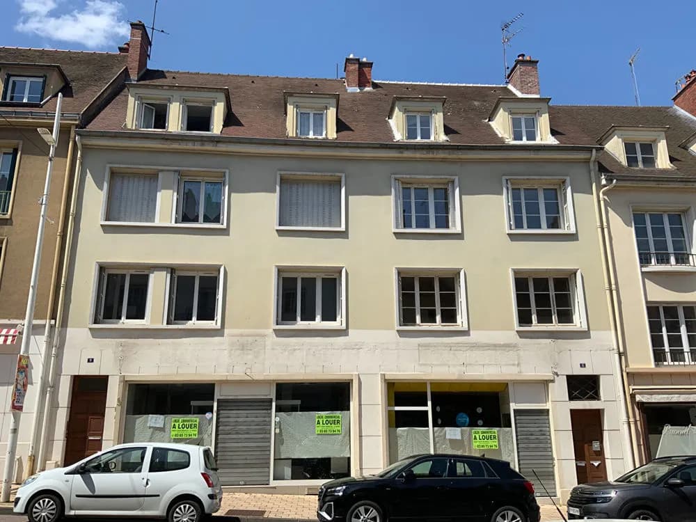 BEL IMMEUBLE - CENTRE VILLE - Photo 1