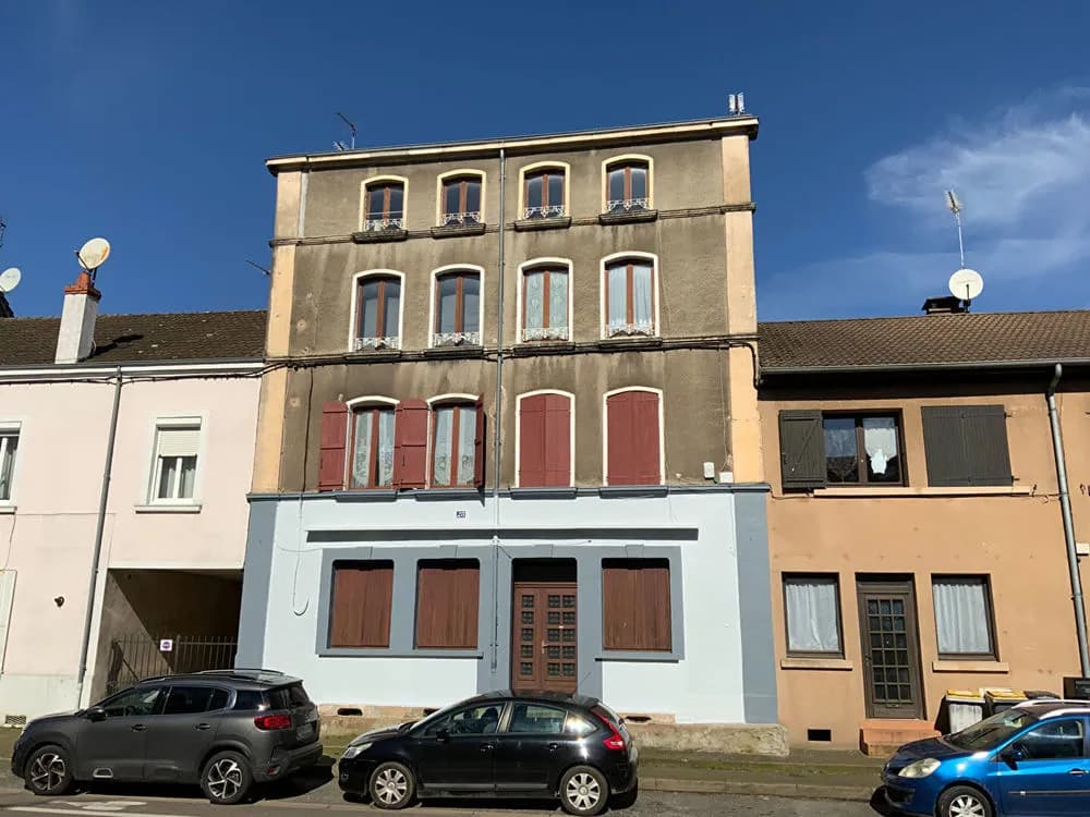 CENTRE-VILLE - IMMEUBLE DE RAPPORT - Photo 1