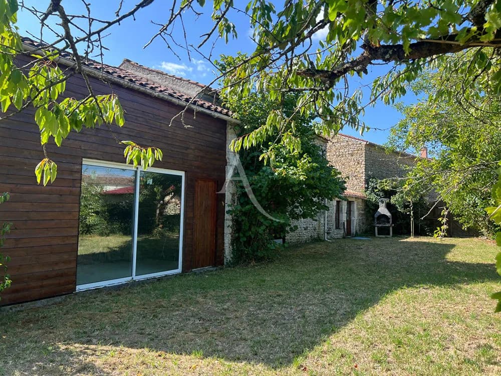 Ensemble immobilier de 2 maisons - VIX - Photo 1
