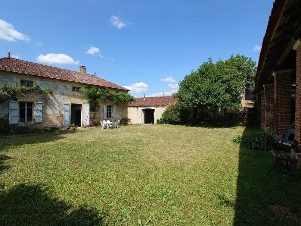 Ensemble Immobilier - Photo 1