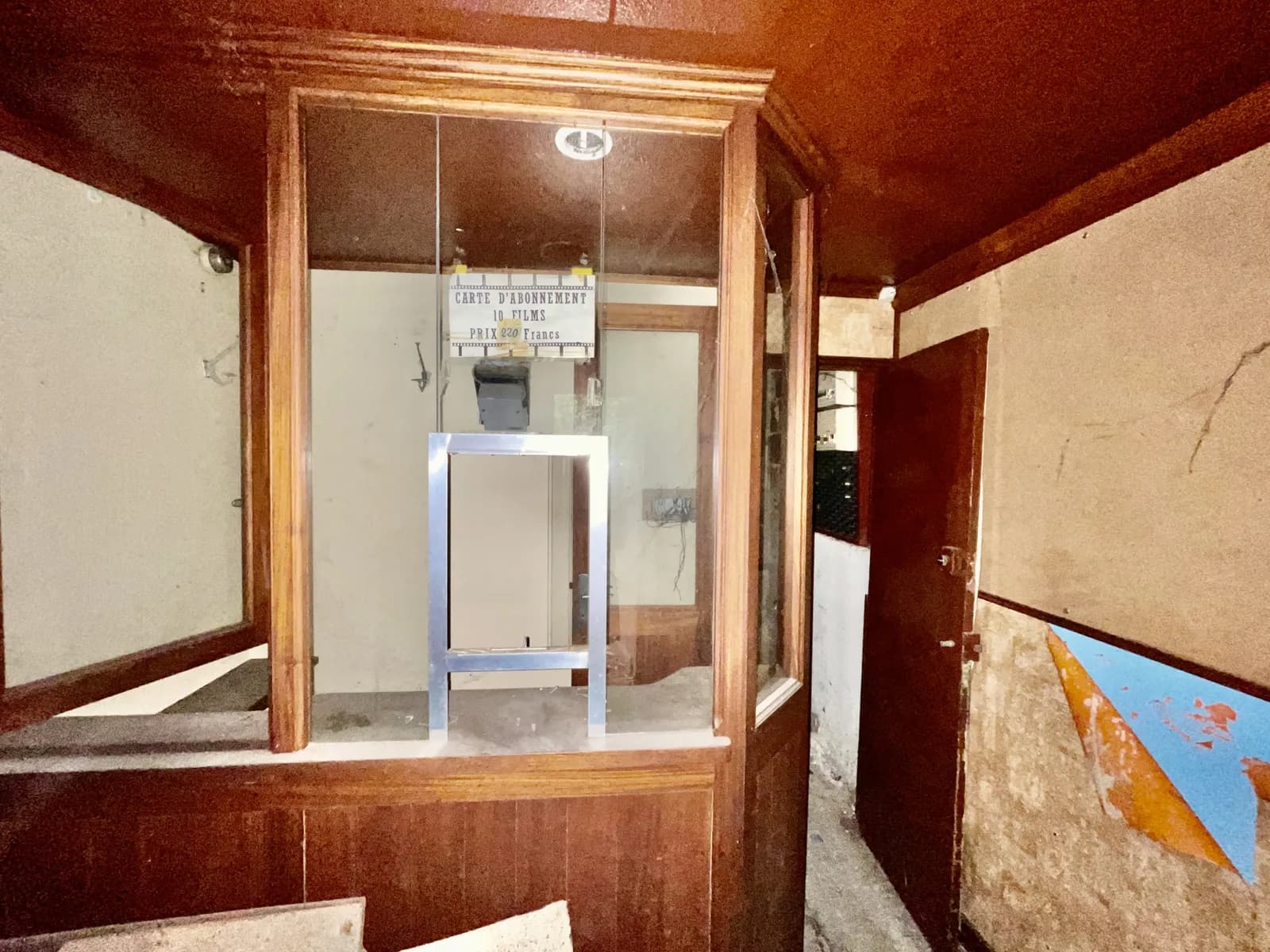 Magnifique immeuble de plus de 600m2 sur trois niveaux au coeur de GOURDON - Photo 1
