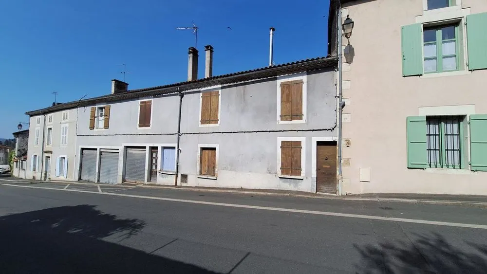Immeuble - Photo 1