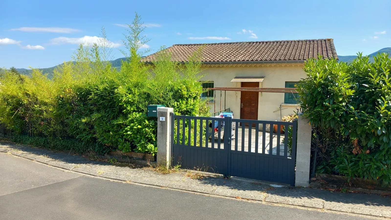 Investissement locatif immeuble deux grand appartements.. - Photo 1