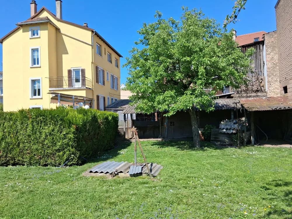 CORPS DE FERME sur 26 ares - immeuble 3 appts + grange - Photo 1
