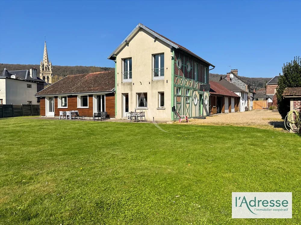 Ensemble immobilier de charme au coeur de Pont Saint Pierre - Photo 1