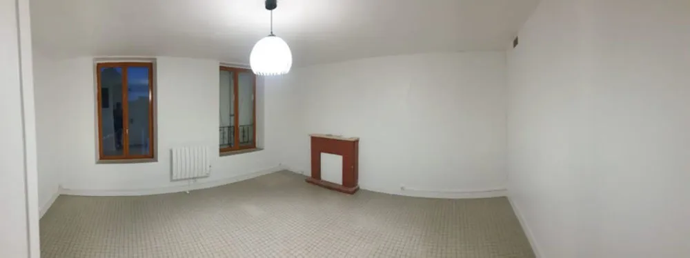 Proche Donzy Centre : immeuble de rapport de 340m² environ - Photo 1