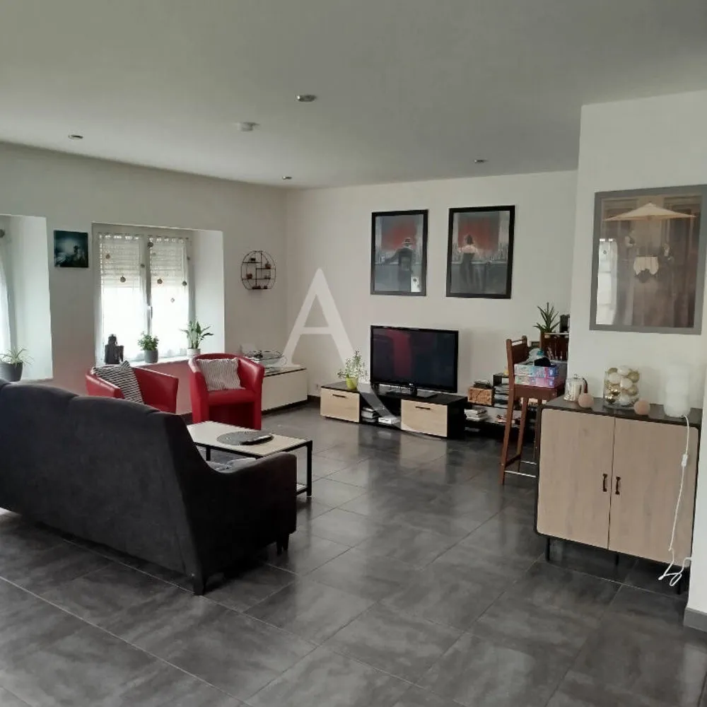 ENSEMBLE IMMOBILIER EN PIERRES AU COEUR DE MOUTIERS. - Photo 1