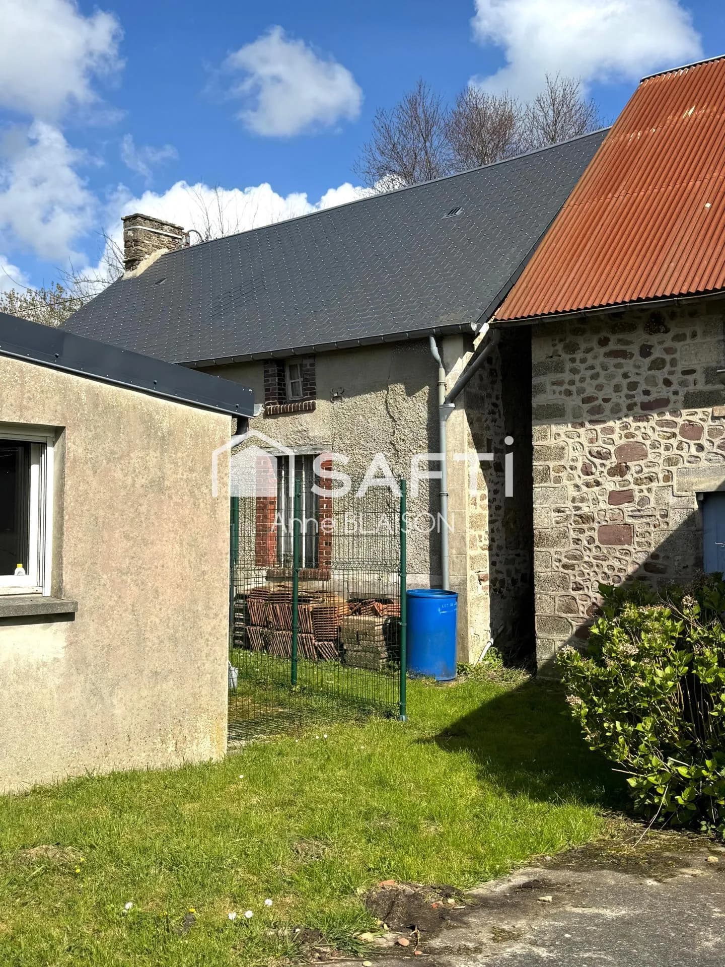 ENSEMBLE IMMOBILIER 2 MAISONS FORT POTENTIEL - Photo 1